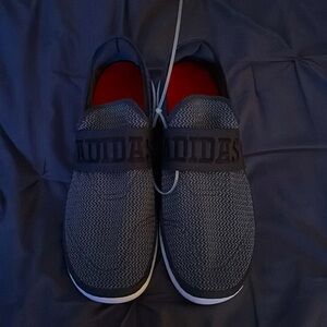 *SEND BEST OFFERS* Adidas slip on shoes